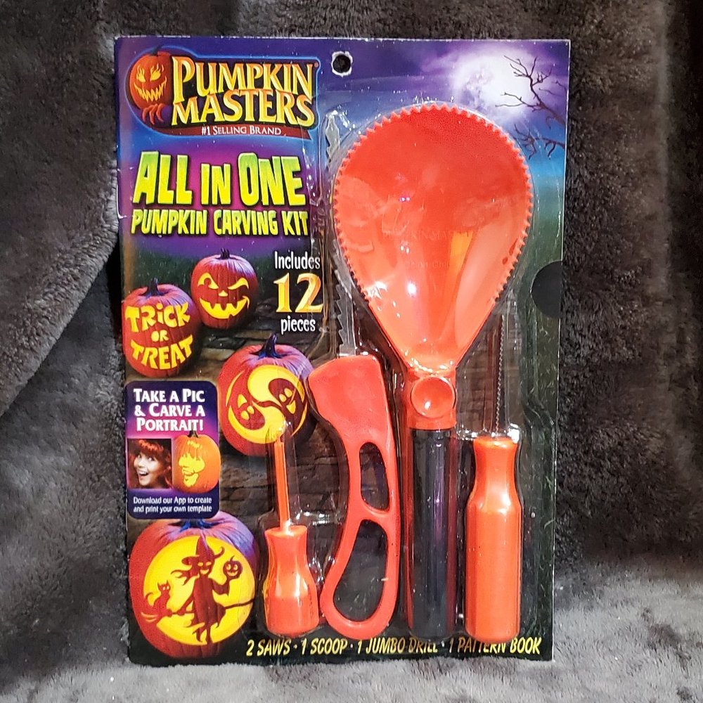 Pumpkin Masters Carving Tool Kit with 12 pcs All in One Pumpkin Carving Kit